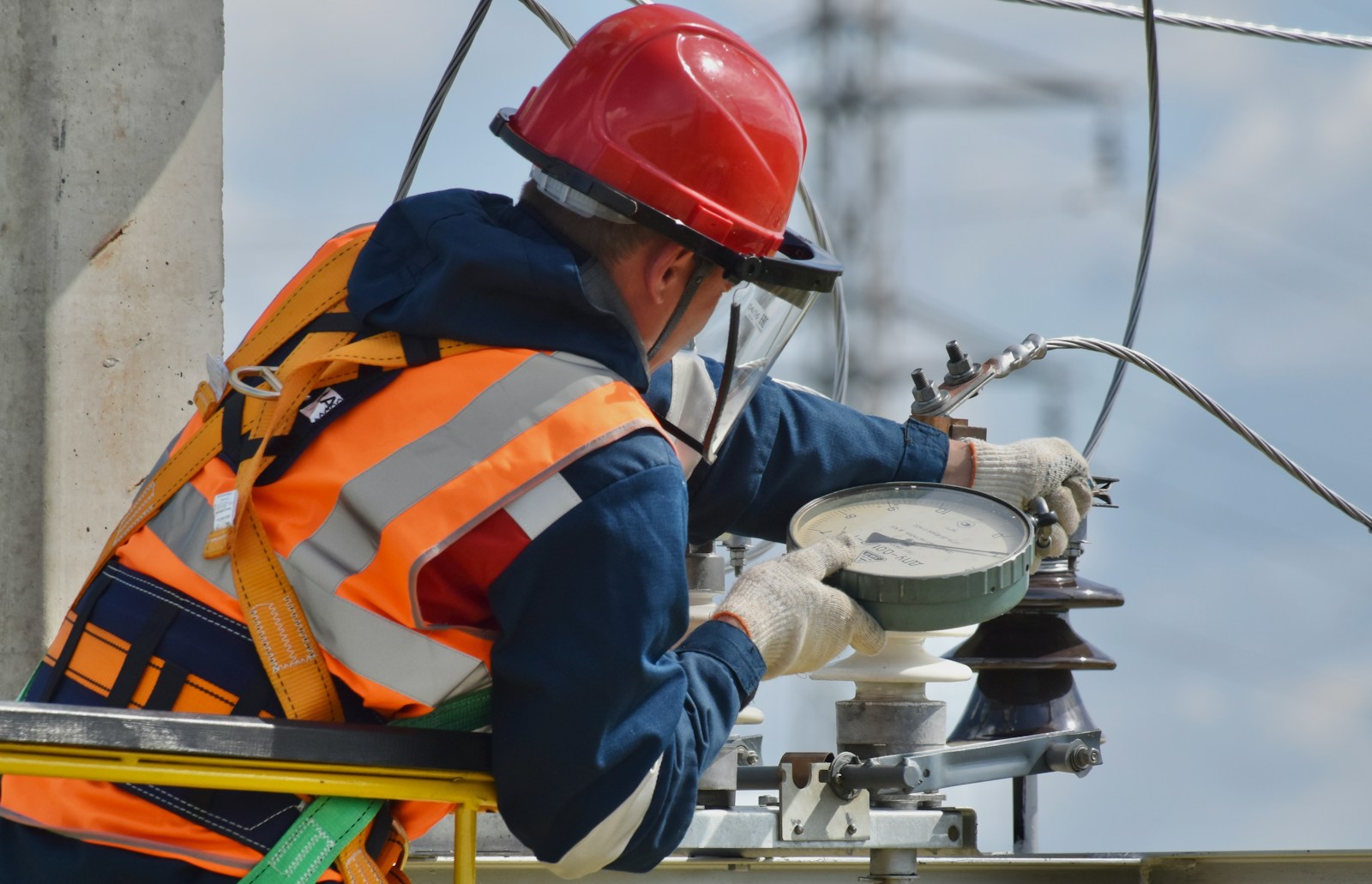 When to Call an Electrician